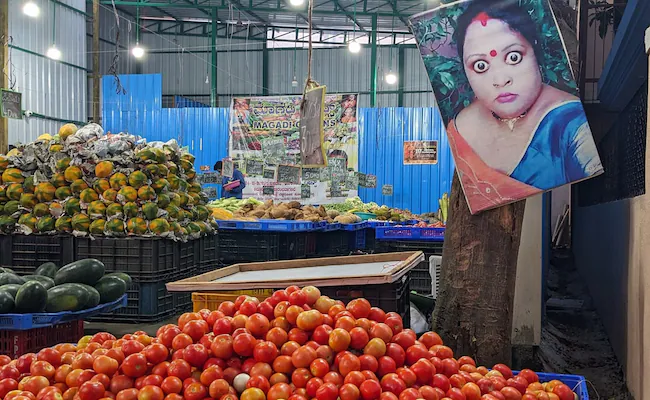 A viral photo of a displeased woman at a vegetable market in Bengaluru has caught the attention of internet users.