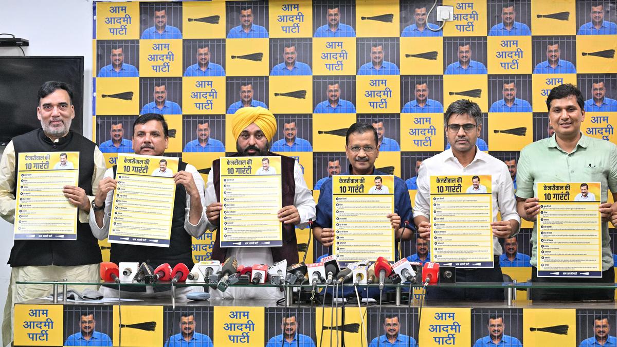 AAP : Arvind Kejriwal drops a bombshell with his 10-point guarantee list for a 'new India'.